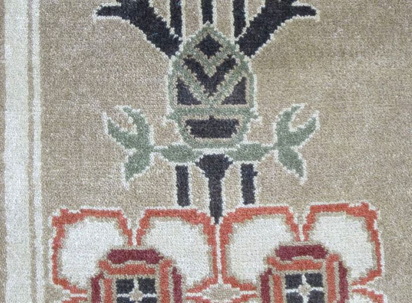 8 by 10 craftsman cottage rug closeup 2