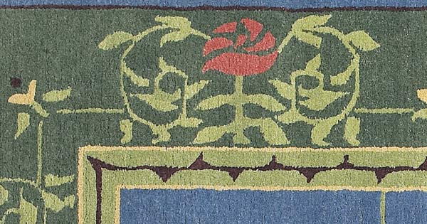Vintage Rose rug summer closeup 2